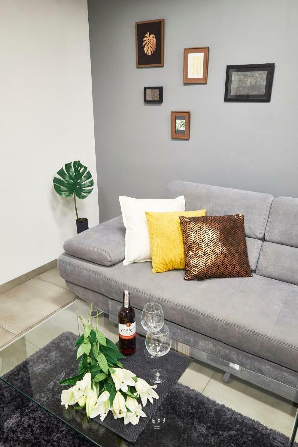 ורשה Xavier Boutique Apartment מראה חיצוני תמונה