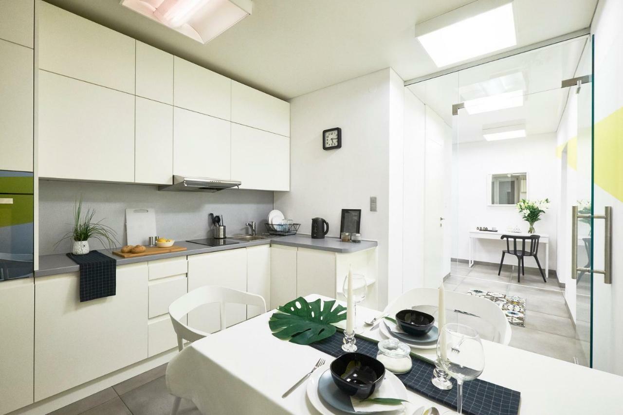 ורשה Xavier Boutique Apartment מראה חיצוני תמונה